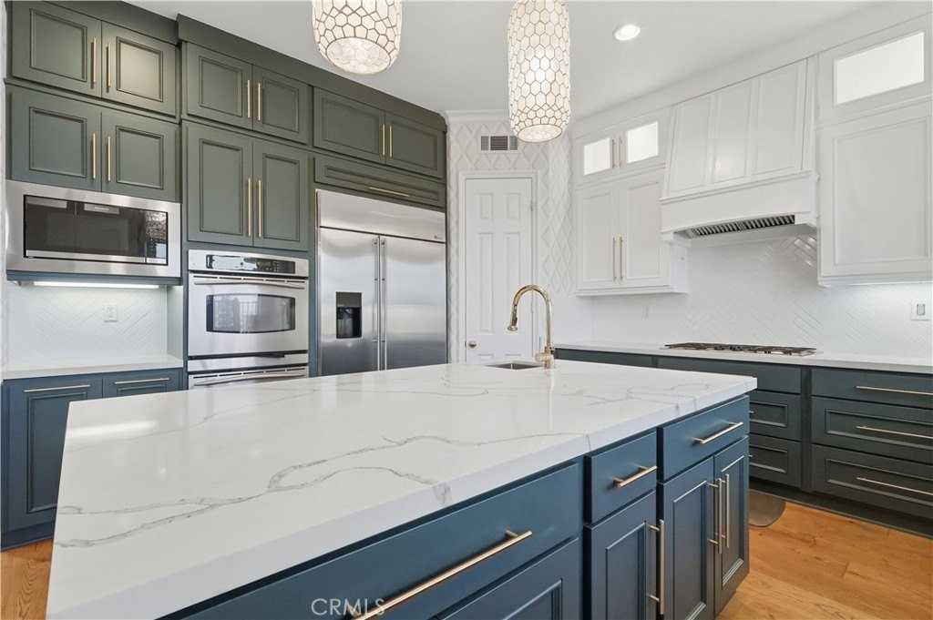 2108 Ridgeview Terrace Dr - Photo 5 of 25