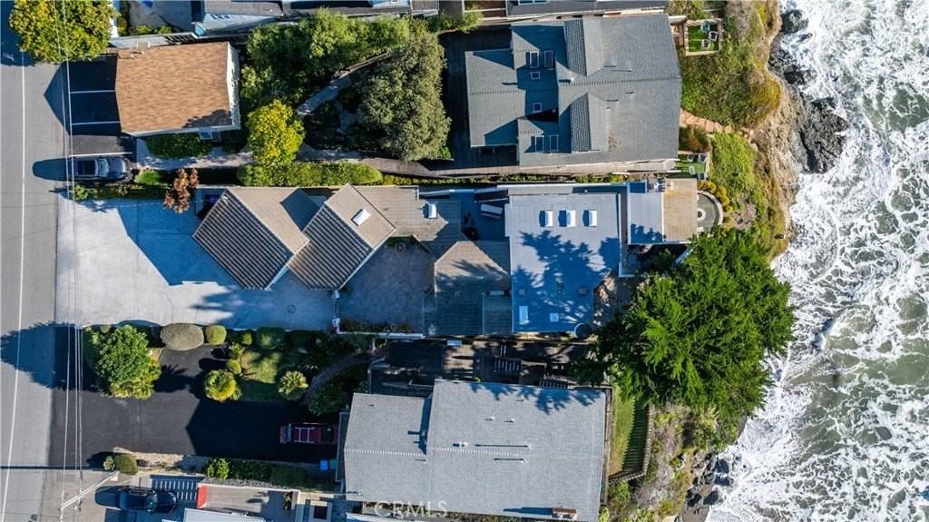 268 Pacific Ave - Photo 5 of 18