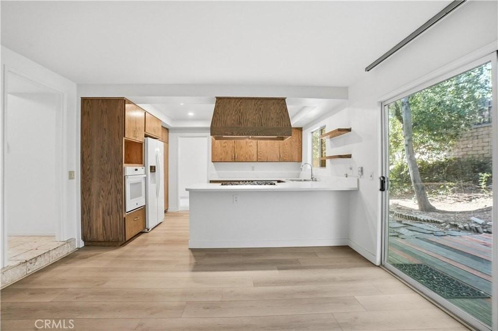 10919 Bismarck Ave - Photo 7 of 37