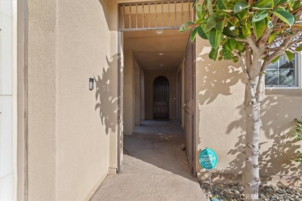 3308 Crosspointe Ct - Photo 5 of 50