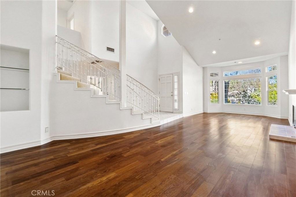 22068 Martinez St - Photo 2 of 22