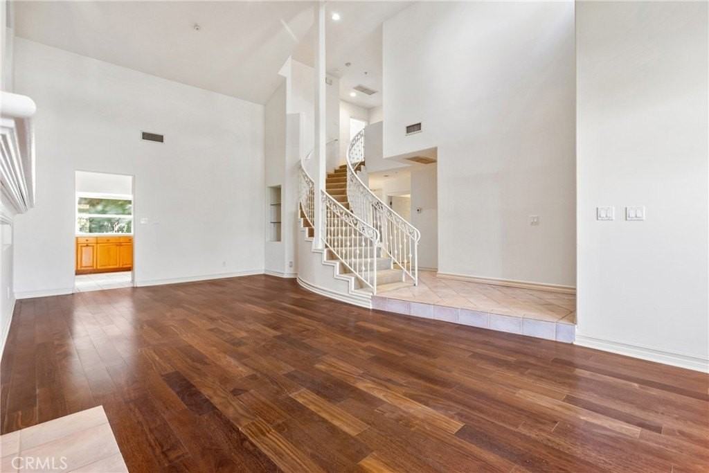 22068 Martinez St - Photo 3 of 22