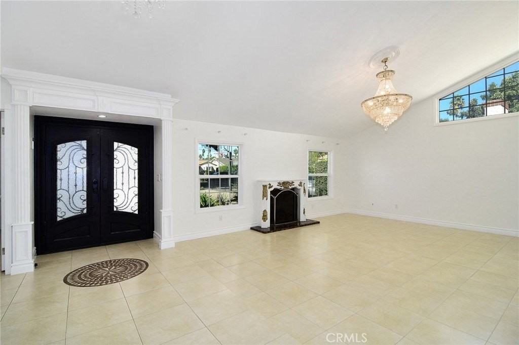 5316 Mecca Ave - Photo 4 of 28