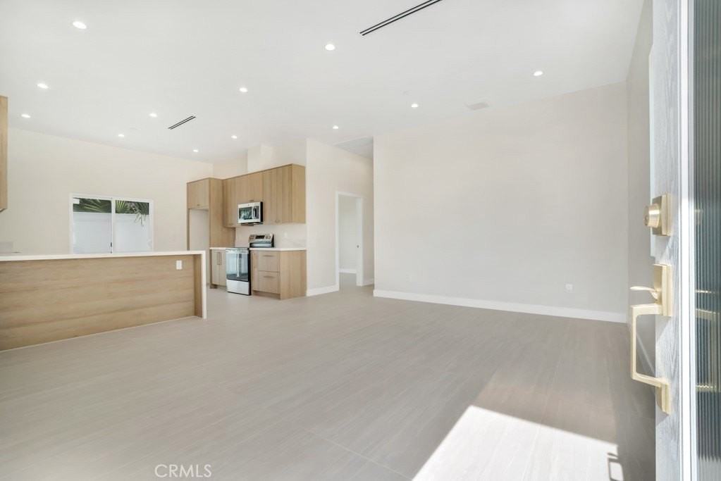 10327 Wish Ave #1-2 - Photo 4 of 24