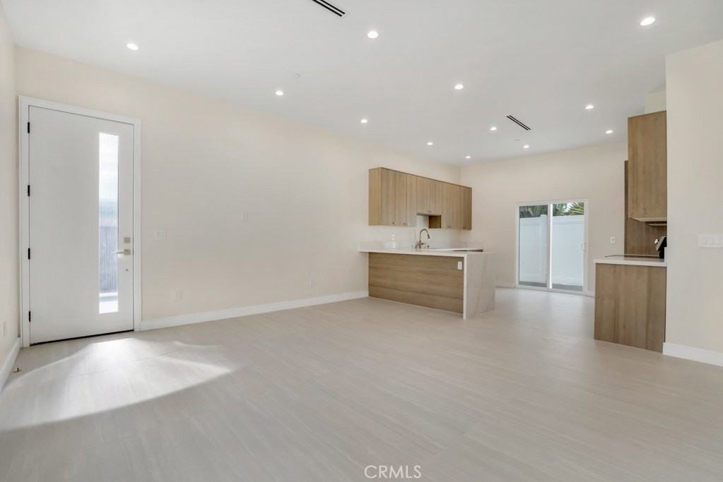 10327 Wish Ave #1-2 - Photo 5 of 24