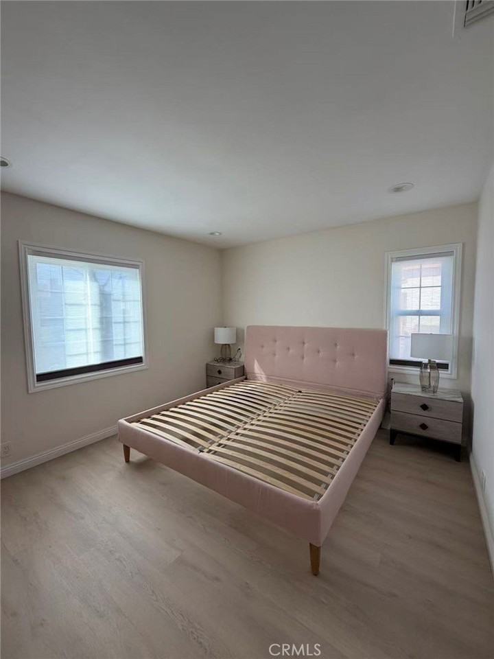 1040 S El Molino St - Photo 5 of 12