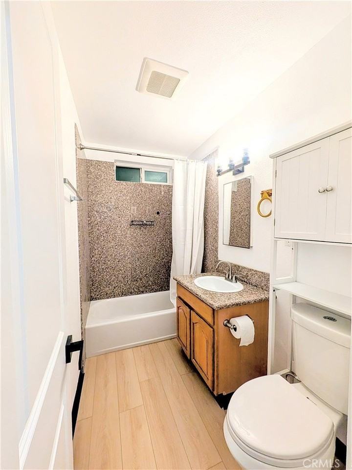 11125 Freer St #A - Photo 5 of 15