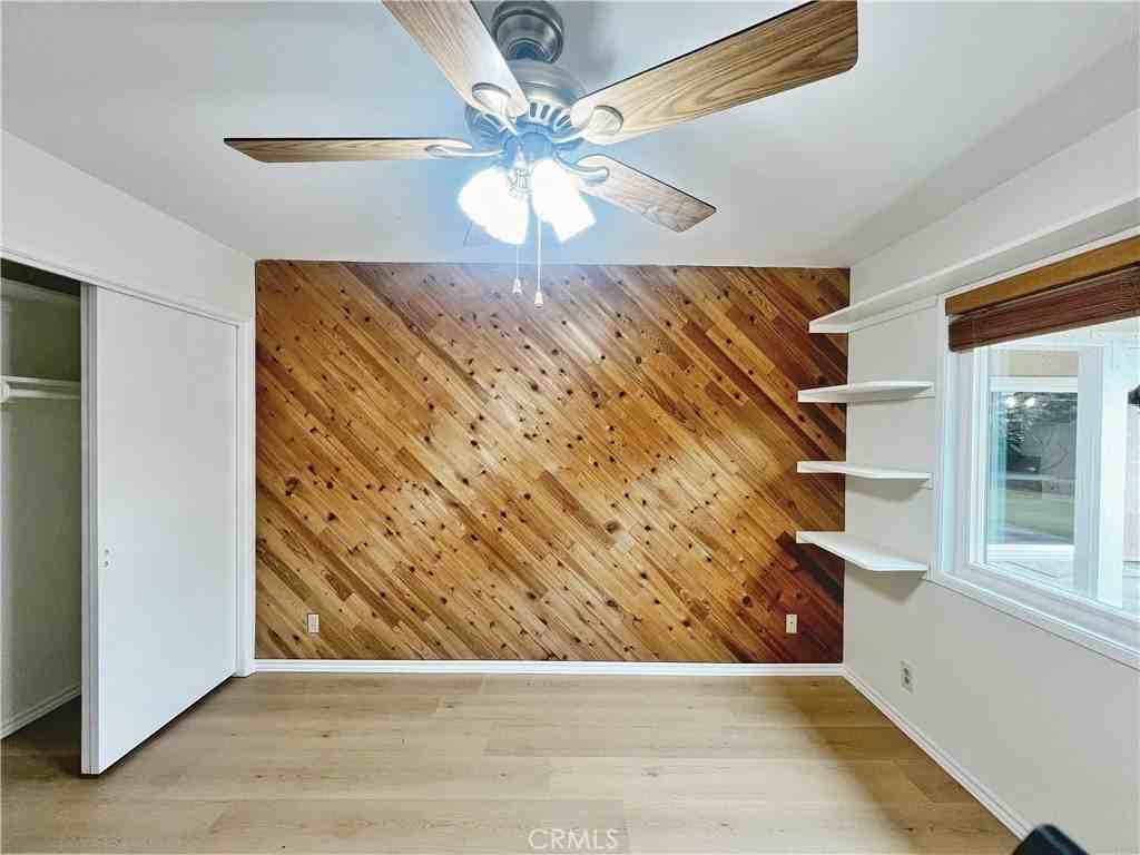 5398 Park Ave - Photo 3 of 17