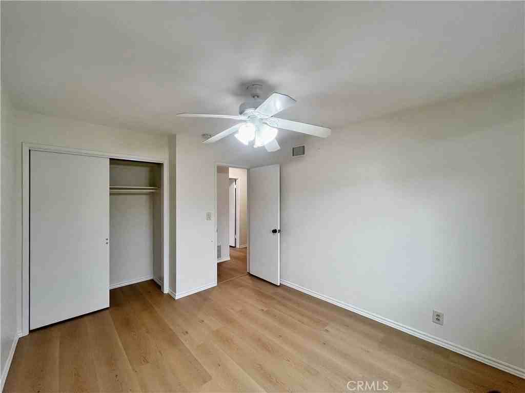 5398 Park Ave - Photo 4 of 17