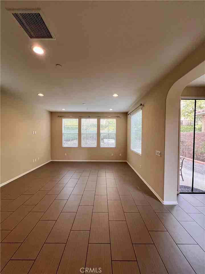 19935 Andorra Ct - Photo 3 of 16