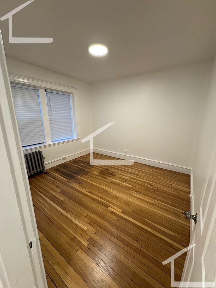 63 Charlesgate E #160 - Photo 3 of 7