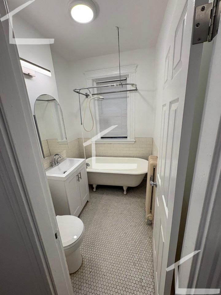 63 Charlesgate E #160 - Photo 5 of 7