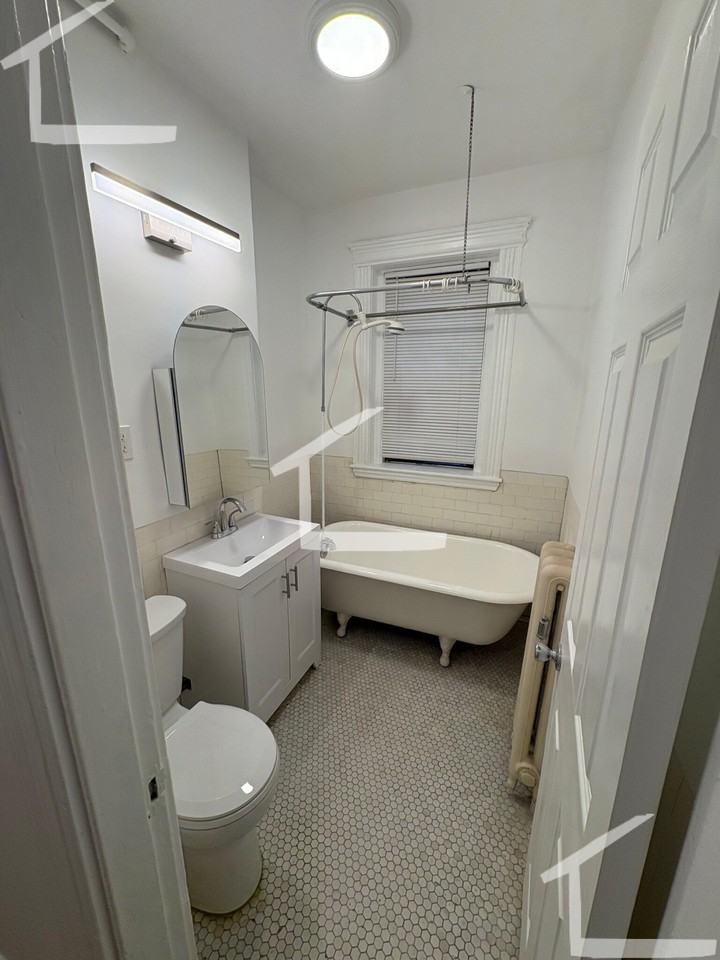 63 Charlesgate E #160 - Photo 6 of 7