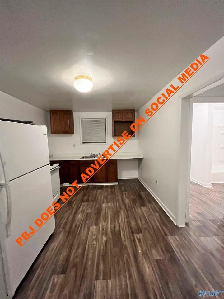 1038 Springfield Ave - Photo 6 of 9