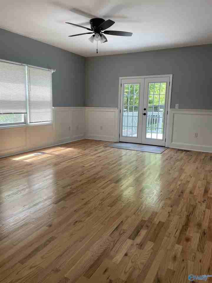 108 Suffolk Dr - Photo 5 of 49