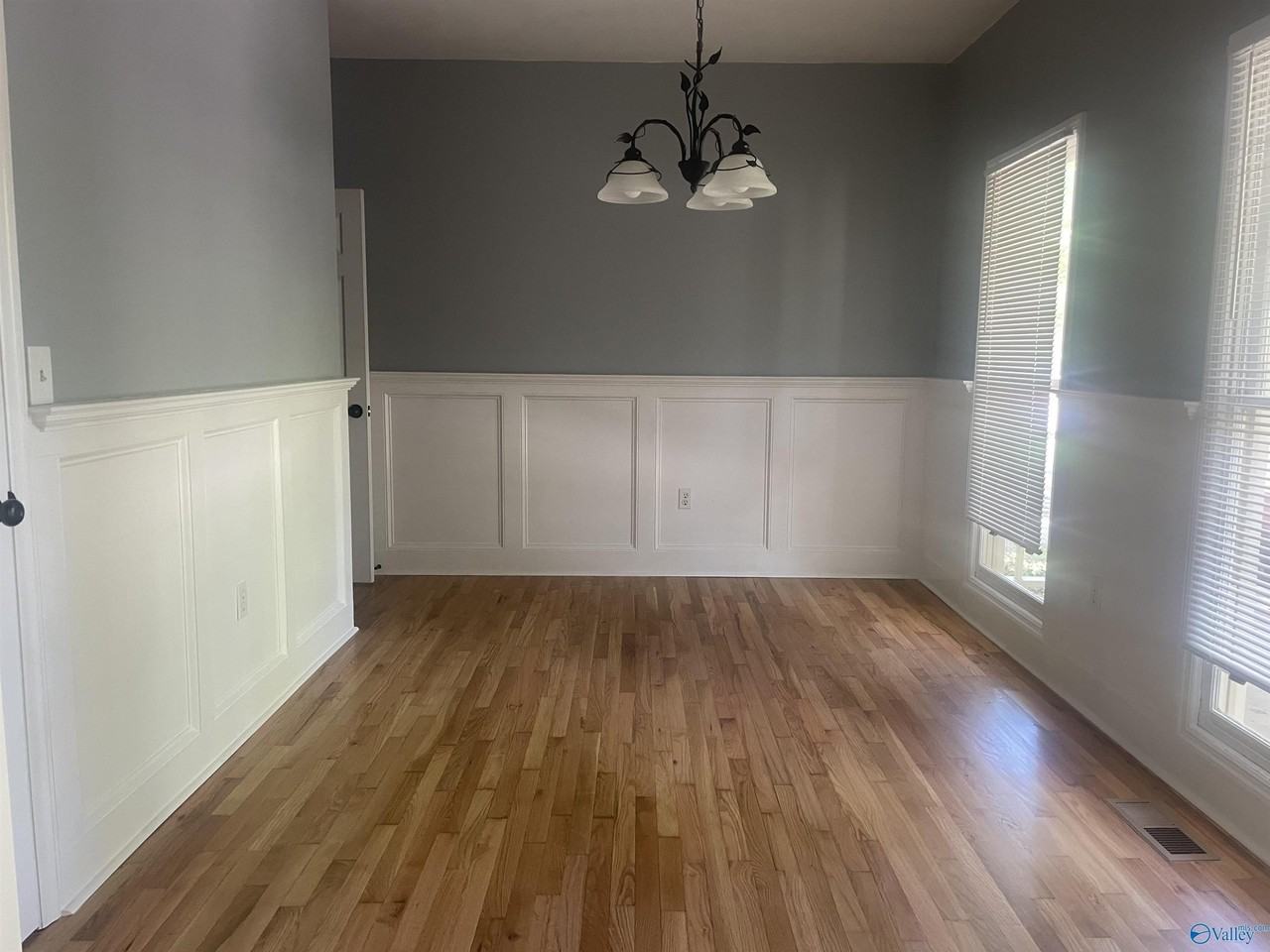 108 Suffolk Dr - Photo 6 of 49