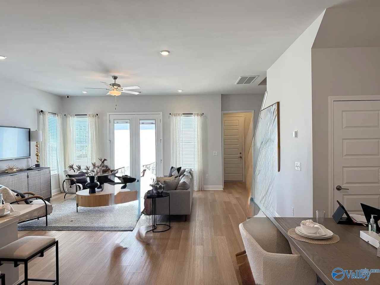 108 Pralina Way - Photo 6 of 14