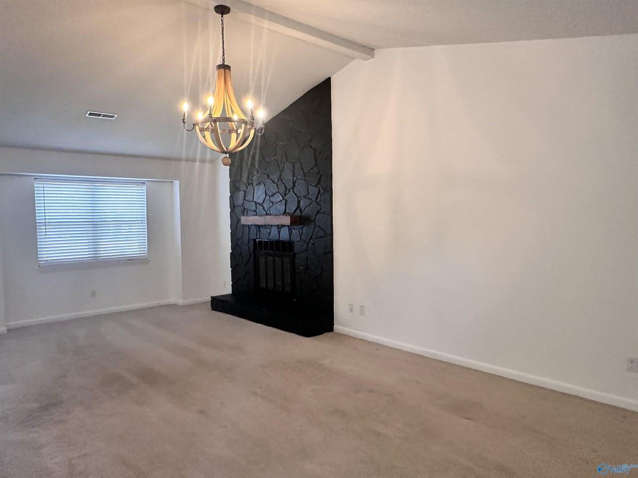 9727 Wallwood Dr Se - Photo 5 of 28