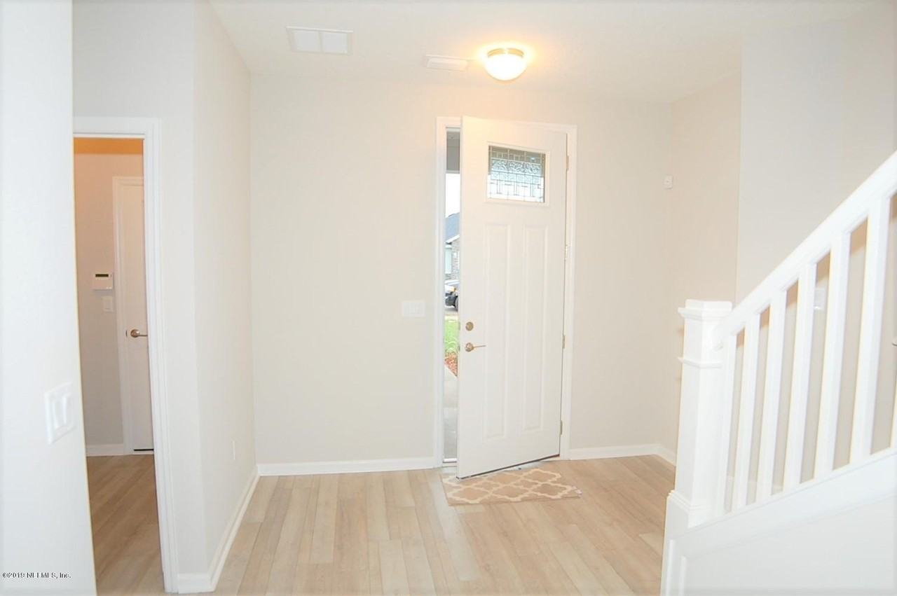 11788 Flowering Peach Ct - Photo 5 of 31