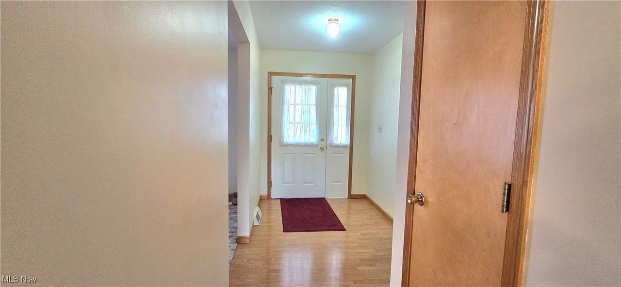 79 W 2nd St - Photo 7 of 43