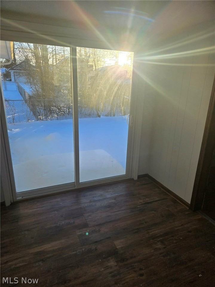 315 Redfern Rd - Photo 6 of 9