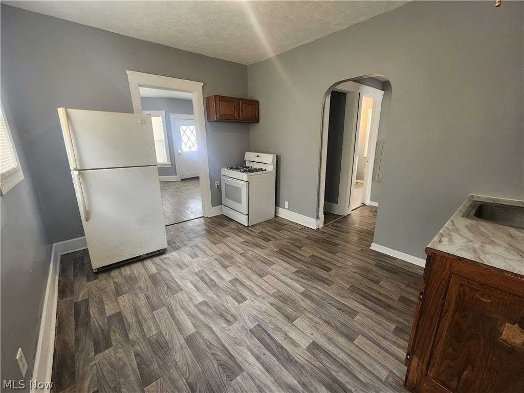 3443 Regent Rd Unit Dn - Photo 4 of 8