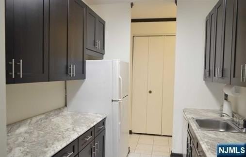 7855 Boulevard E 30 I - Photo 5 of 12