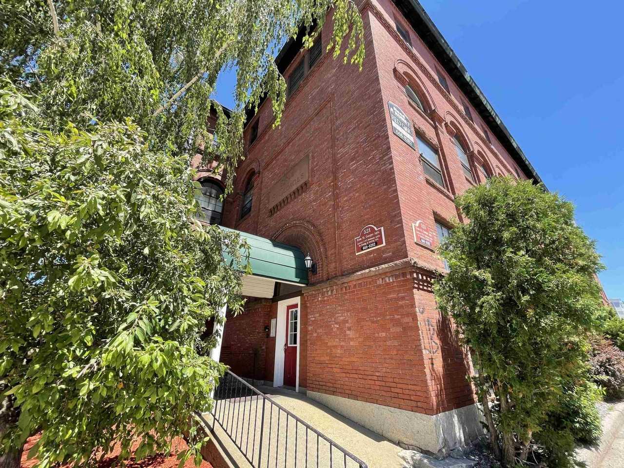 521 Pine St #104 - Photo 2 of 39