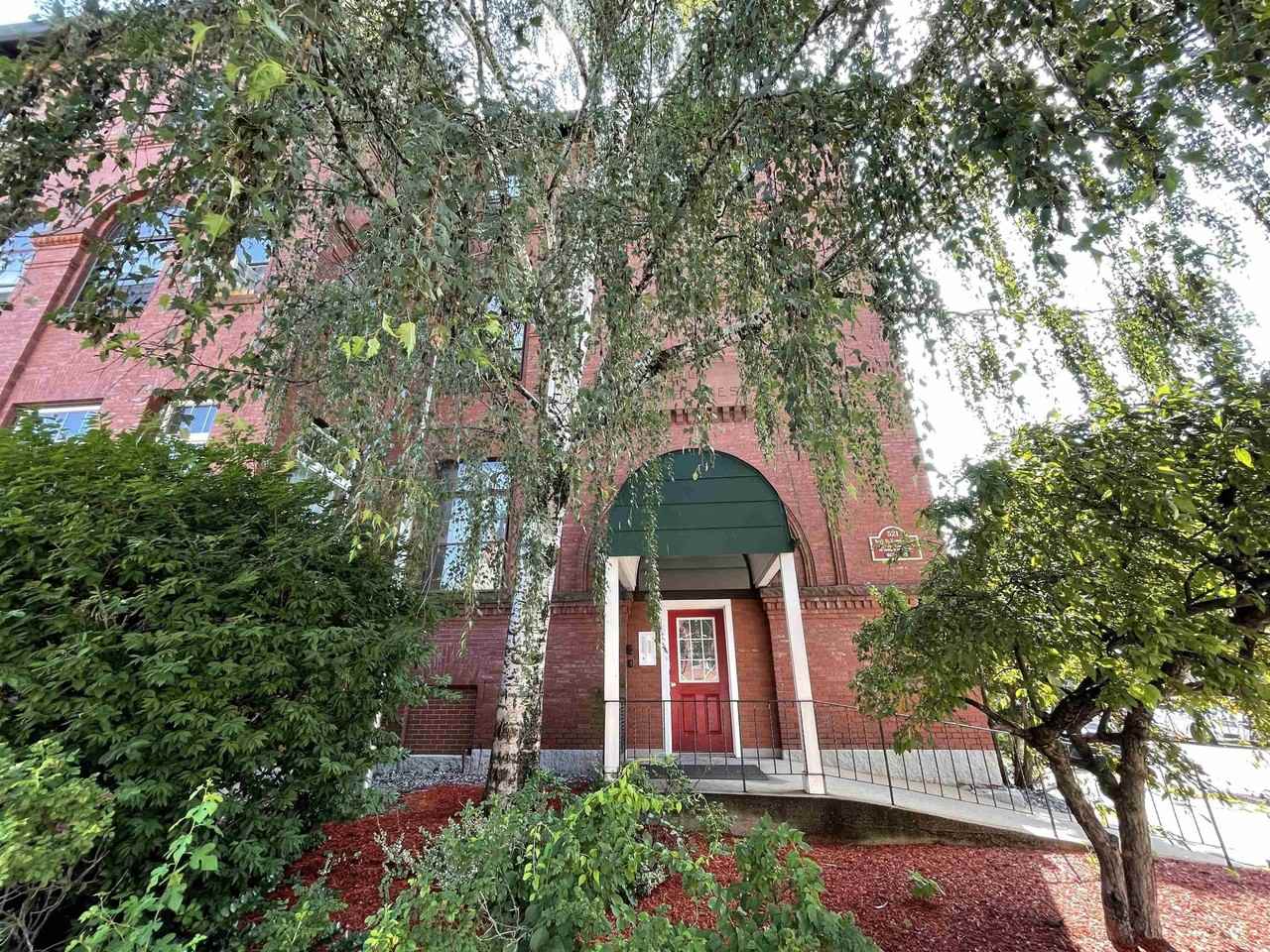 521 Pine St #104 - Photo 6 of 39