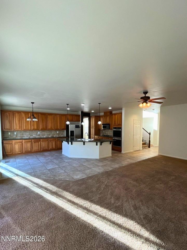 2929 Astronomer Way - Photo 6 of 29