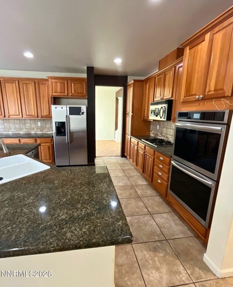 2929 Astronomer Way - Photo 7 of 29