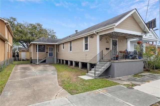 526 S Saint Patrick St #B - Photo 2 of 15