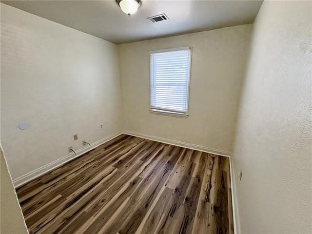 1927 Kentucky Ave - Photo 7 of 10