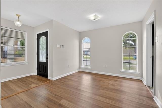 3412 Roosevelt Blvd - Photo 2 of 14