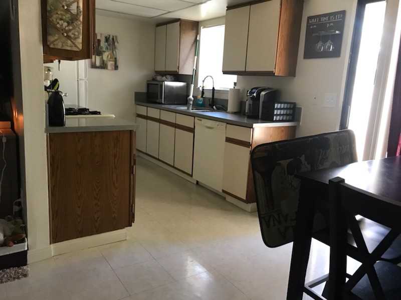 604 Perdew Ave #C - Photo 2 of 9