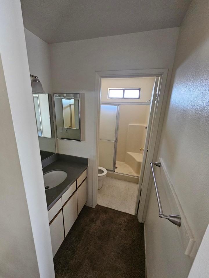 604 Perdew Ave #C - Photo 6 of 9