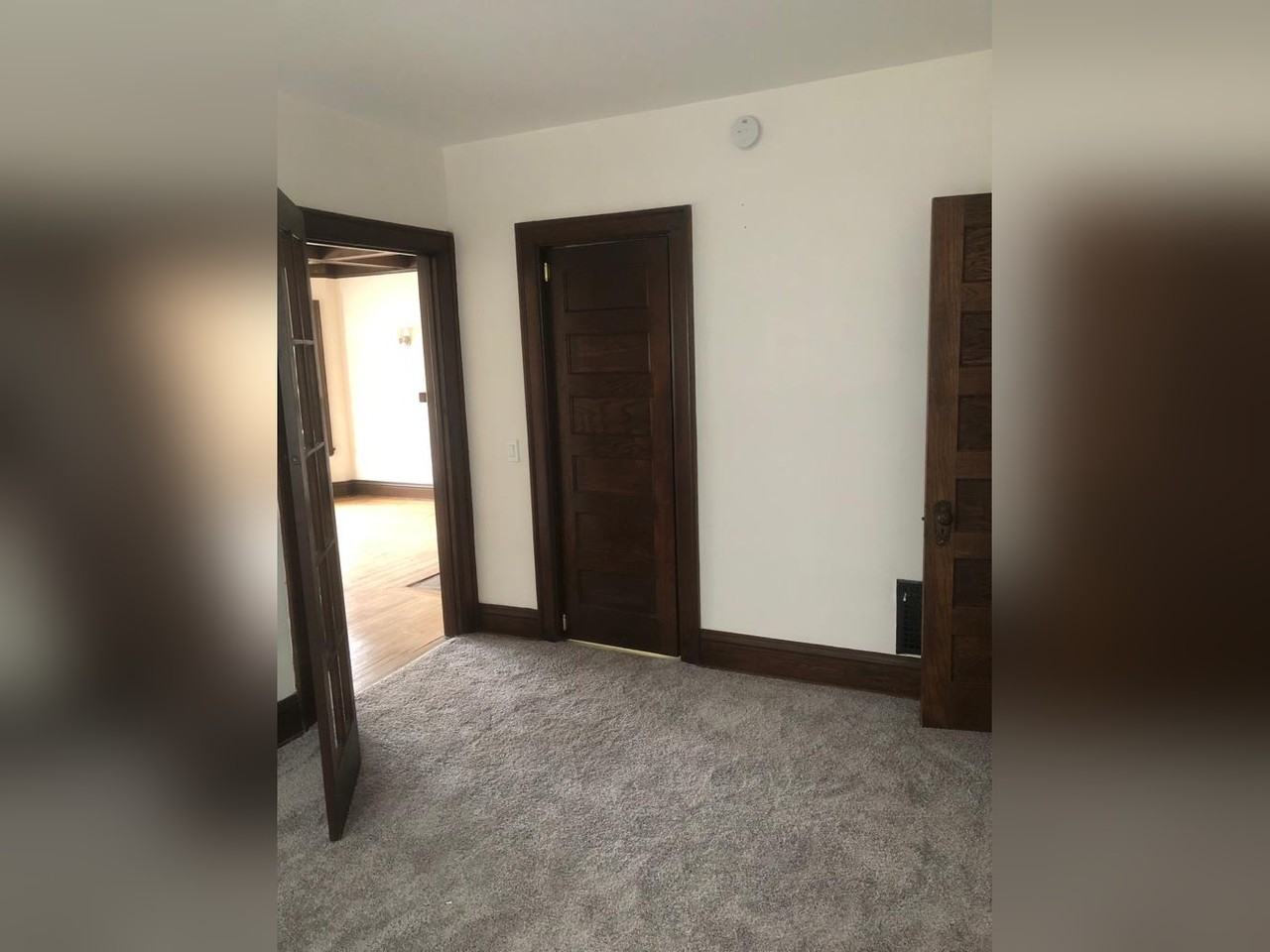 126 Oxford Ave #1 - Photo 7 of 10