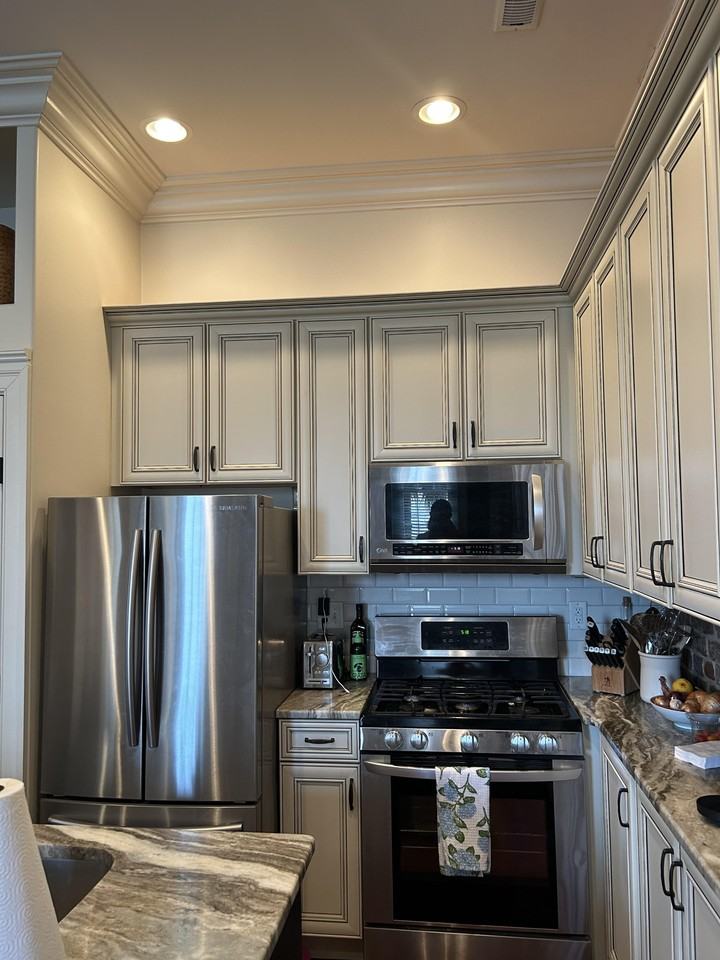 46 Queen St #5 - Photo 6 of 11