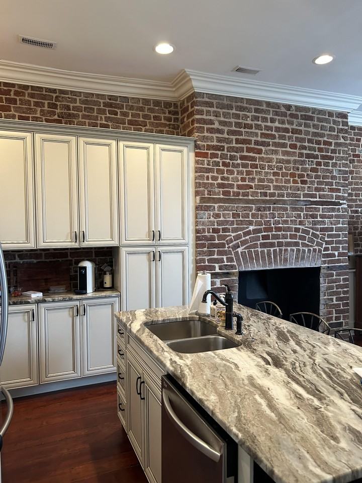 46 Queen St #5 - Photo 7 of 11