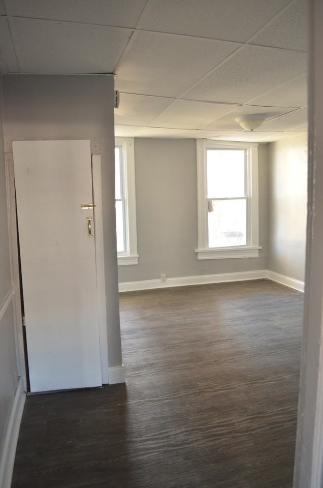 2535 Brookfield Ave - Photo 7 of 24