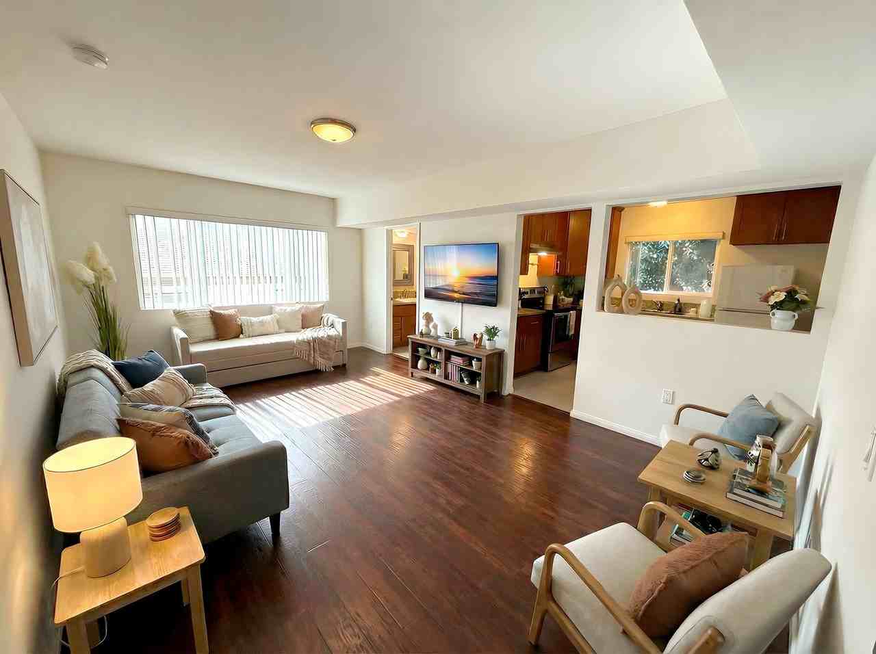 6501 Fulton Ave - Photo 2 of 24