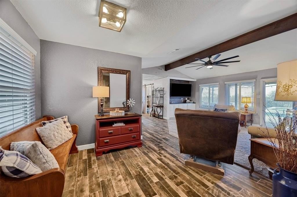 2212 W J Fred Smith Pkwy - Photo 4 of 29