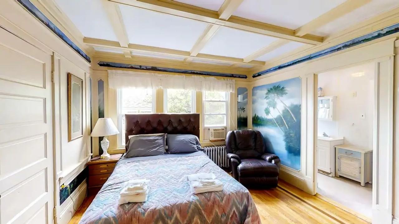 40 E Grand Ave #A - Photo 2 of 11