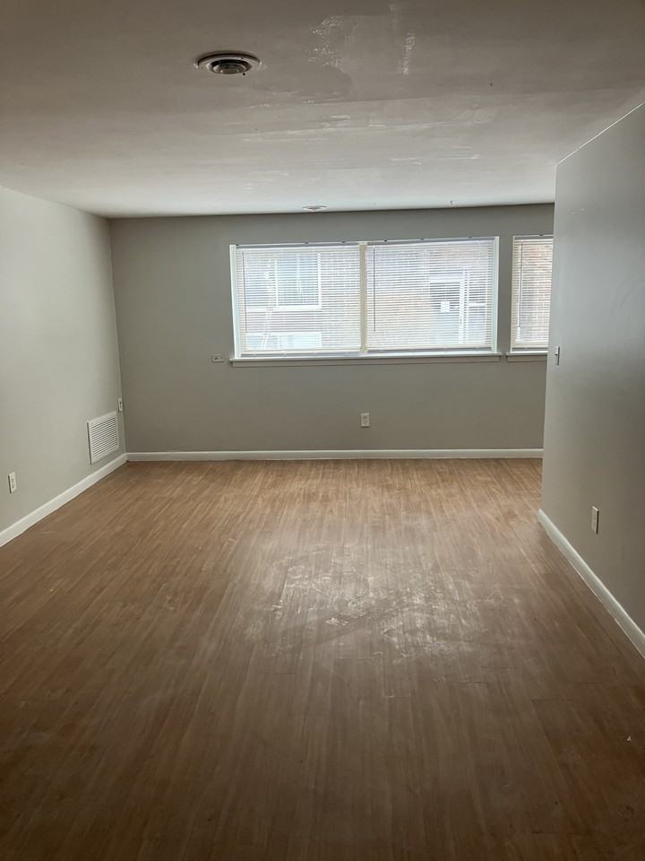 300 Polk St #302-2 - Photo 7 of 10