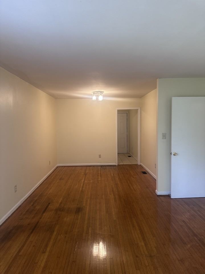 8129 2nd Ave S #B - Photo 2 of 10