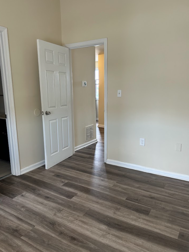 317 E North Ave #4 - Photo 5 of 22