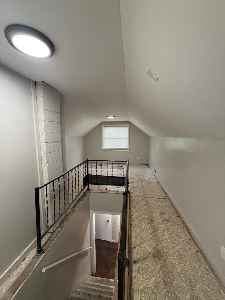 14891 Hartwell St - Photo 2 of 9