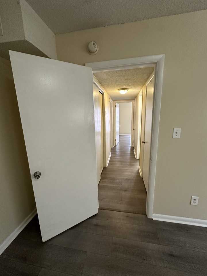 764 81st St S #B - Photo 6 of 15