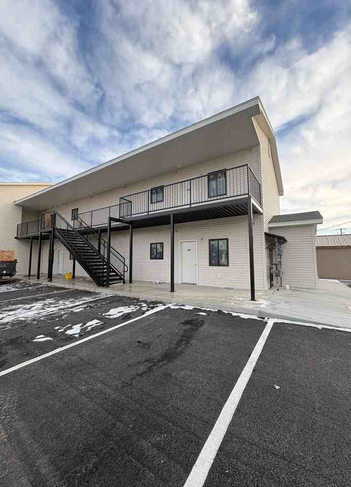 339 Main St - Photo 2 of 2