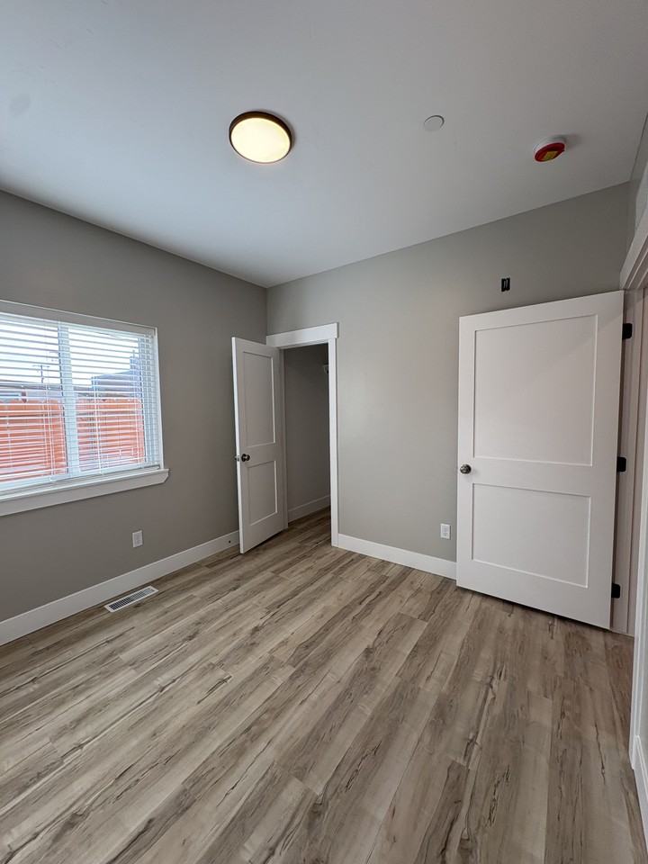 339 Main St - Photo 5 of 10